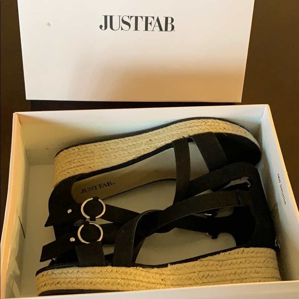 Black Weekend Away Wedges